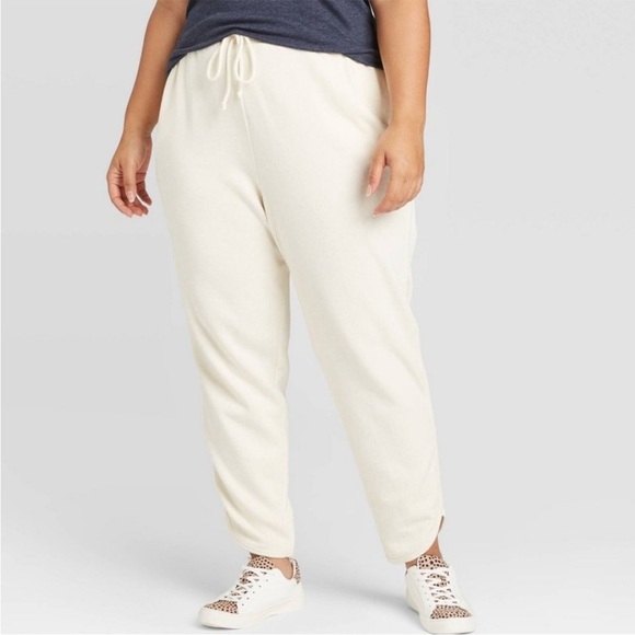 Universal Thread Cream Joggers NWT Sz 4X - Picture 2 of 4